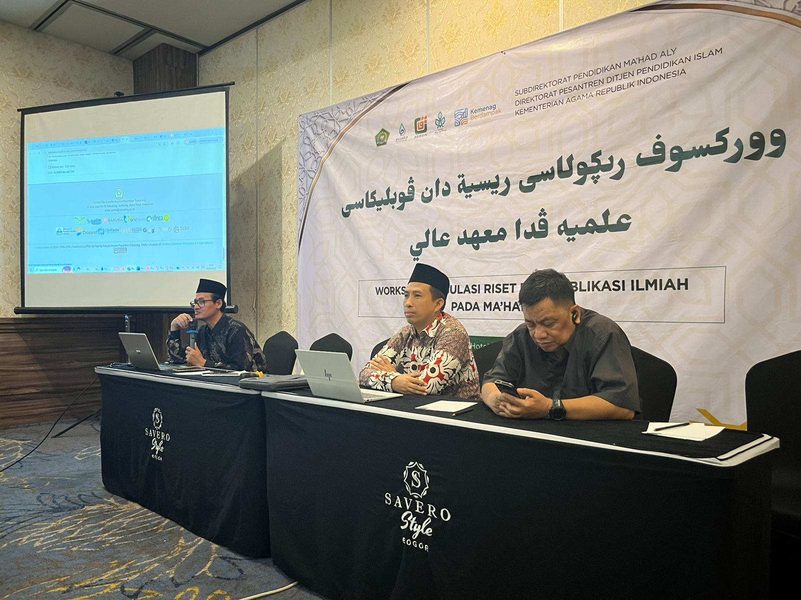 Dosen Prodi Manajemen Dakwah UIN Raden Mas Said Menjadi Narasumber Workshop Regulasi Riset dan Publikasi Ilmiah Mahad Aly