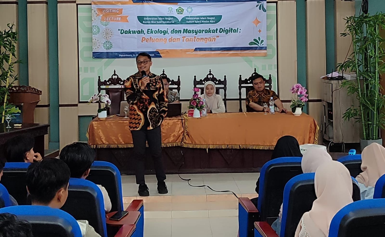 Lakukan Visiting Lecture ke UIN Suska, Dosen MD Presentasikan Kontekatualisasi Eco-Theologi dalam Rumpun Dakwah